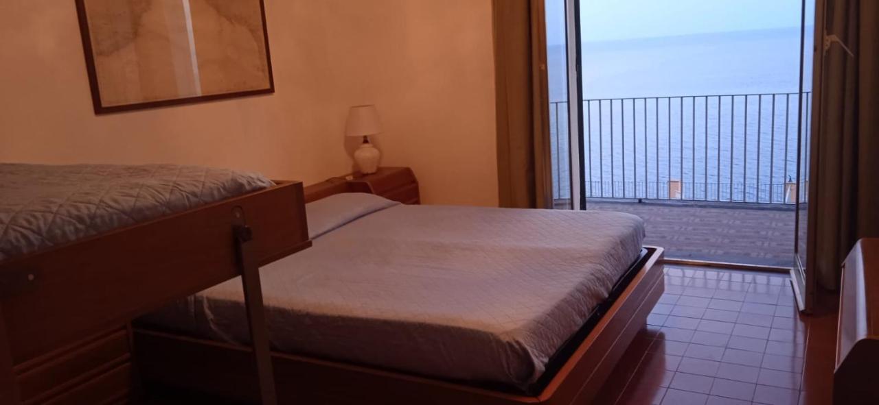 Appartamento Con Super Vista Sul Mare Arenzano Bagian luar foto