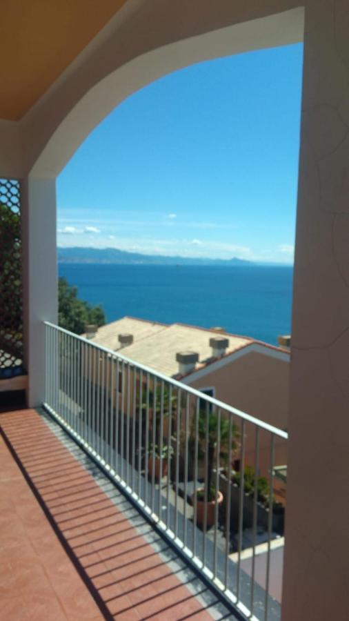 Appartamento Con Super Vista Sul Mare Arenzano Bagian luar foto